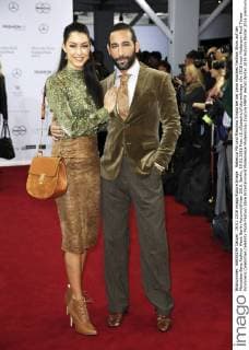 Rebecca Mir und Massimo Sinato bei der Lena Hoschek Fashion Show auf der Mercedes-Benz Fashion Week Berlin Autumn Winter 2016. Berlin, 19.01.2016 Foto:xS.xGabschx xFuturexImage