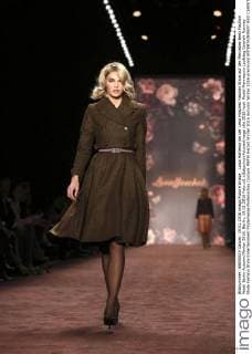 Luisa Hartema bei der Lena Hoschek Fashion Show auf der Mercedes-Benz Fashion Week Berlin Autumn Winter 2016. Berlin, 19.01.2016 Foto:xS.xGabschx xFuturexImage