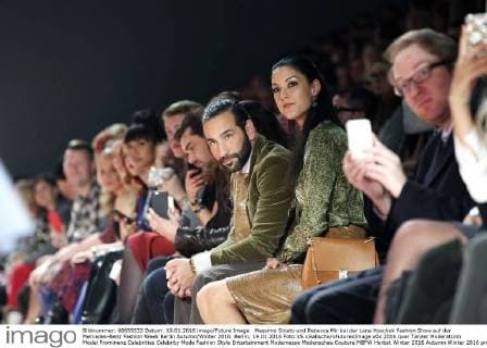 Massimo Sinato und Rebecca Mir bei der Lena Hoschek Fashion Show auf der Mercedes-Benz Fashion Week Berlin Autumn Winter 2016. Berlin, 19.01.2016 Foto:xS.xGabschx xFuturexImage
