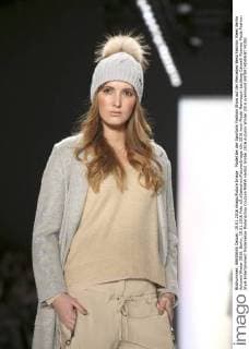 Model bei der Sportalm Fashion Show auf der Mercedes-Benz Fashion Week Berlin Autumn Winter 2016. Berlin, 19.01.2016 Foto:xS.xGabschx xFuturexImage