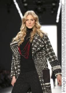 Larissa Marolt bei der Sportalm Fashion Show auf der Mercedes-Benz Fashion Week Berlin Autumn Winter 2016. Berlin, 19.01.2016 Foto:xS.xGabschx xFuturexImage