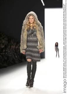 Larissa Marolt bei der Sportalm Fashion Show auf der Mercedes-Benz Fashion Week Berlin Autumn Winter 2016. Berlin, 19.01.2016 Foto:xS.xGabschx xFuturexImage
