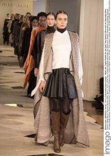 Bilder des Tages Models bei der Nobi Talai Fashion Show auf der Mercedes-Benz Fashion Week Berlin Autumn Winter 2016. Berlin, 19.01.2016 Foto:xFredericx xFuturexImage