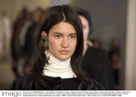 Model bei der Nobi Talai Fashion Show auf der Mercedes-Benz Fashion Week Berlin Autumn Winter 2016. Berlin, 19.01.2016 Foto:xFredericx xFuturexImage