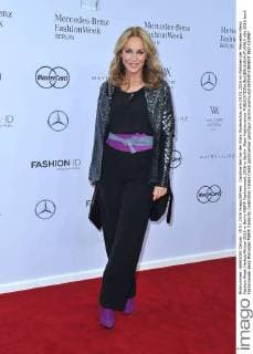 Caroline Beil bei der Riani Modenschau am 19.01.2016 im Rahmen der Mercedes-Benz Fashion Week Herbst Winter 2016 in Berlin MBFW Fashionweek 2016 in Berlin- Riani Fashionshow 