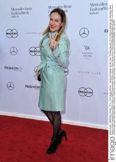 Sonja Kirchberger bei der Riani Modenschau am 19.01.2016 im Rahmen der Mercedes-Benz Fashion Week Herbst Winter 2016 in Berlin MBFW Fashionweek 2016 in Berlin- Riani Fashionshow 