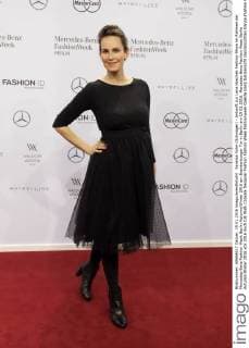Saralisa Volm (Schwager) - Ankunft zur Lena Hoschek Fashion-Show im Rahmen der Mercedes-Benz Fashion Week Berlin Autumn Winter 2016 am Brandenburger Tor in Berlin am 19.01.2016. Mercedes-Benz Fashion Week Berlin Autumn Winter 2016