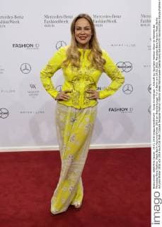 Sonja Kirchberger - Ankunft zur Sportalm Fashion-Show im Rahmen der Mercedes-Benz Fashion Week Berlin Autumn Winter 2016 am Brandenburger Tor in Berlin am 19.01.2016. Mercedes-Benz Fashion Week Berlin Autumn Winter 2016