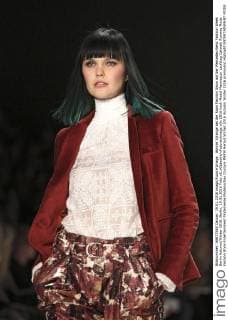 Bonnie Strange bei der Riani Fashion Show auf der Mercedes-Benz Fashion Week Berlin Autumn Winter 2016. Berlin, 19.01.2016 Foto:xS.xGabschx xFuturexImage