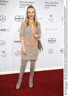 Janin Reinhardt bei der Marc Cain Fashion Show auf der Mercedes-Benz Fashion Week Berlin Autumn Winter 2016. Berlin, 19.01.2016 Foto:xS.xGabschx xFuturexImage