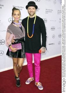 Mateo Jaschik (Culcha Candela) mit Freundin Cathrin bei der Marc Cain Fashion Show auf der Mercedes-Benz Fashion Week Berlin Autumn Winter 2016. Berlin, 19.01.2016 Foto:xS.xGabschx xFuturexImage