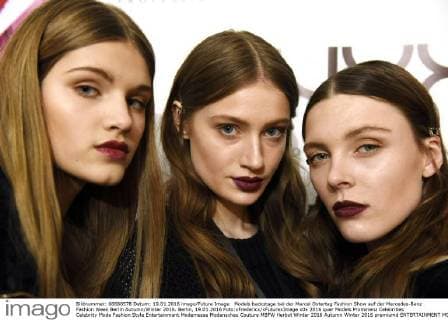 Models backstage bei der Marcel Ostertag Fashion Show auf der Mercedes-Benz Fashion Week Berlin Autumn Winter 2016. Berlin, 19.01.2016 Foto:xFredericx xFuturexImage