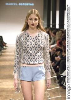Model bei der Marcel Ostertag Fashion Show auf der Mercedes-Benz Fashion Week Berlin Autumn Winter 2016. Berlin, 19.01.2016 Foto:xFredericx xFuturexImage