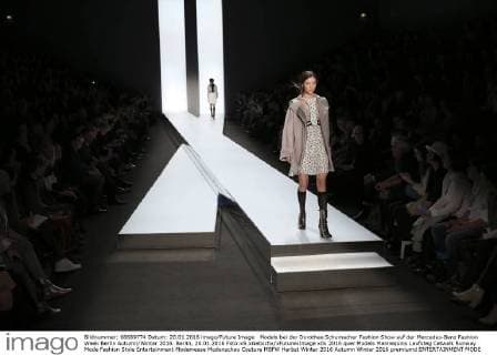 Models bei der Dorothee Schumacher Fashion Show auf der Mercedes-Benz Fashion Week Berlin Autumn Winter 2016. Berlin, 20.01.2016 Foto:xS.xGabschx xFuturexImage