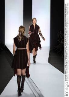Models bei der Dorothee Schumacher Fashion Show auf der Mercedes-Benz Fashion Week Berlin Autumn Winter 2016. Berlin, 20.01.2016 Foto:xS.xGabschx xFuturexImage