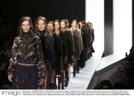 Models bei der Dorothee Schumacher Fashion Show auf der Mercedes-Benz Fashion Week Berlin Autumn Winter 2016. Berlin, 20.01.2016 Foto:xS.xGabschx xFuturexImage