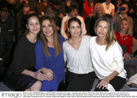 Jeanette Hain, Simone Thomalla, Anja Kling und Ursula Karven bei der Minx by Eva Lutz Fashion Show auf der Mercedes-Benz Fashion Week Berlin Autumn Winter 2016. Berlin, 20.01.2016 Foto:xS.xGabschx xFuturexImage