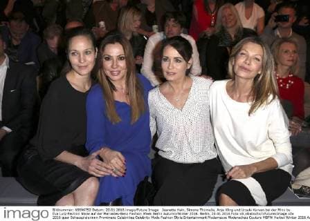 Jeanette Hain, Simone Thomalla, Anja Kling und Ursula Karven bei der Minx by Eva Lutz Fashion Show auf der Mercedes-Benz Fashion Week Berlin Autumn Winter 2016. Berlin, 20.01.2016 Foto:xS.xGabschx xFuturexImage