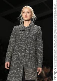 Franziska Knuppe bei der Minx by Eva Lutz Fashion Show auf der Mercedes-Benz Fashion Week Berlin Autumn Winter 2016. Berlin, 20.01.2016 Foto:xS.xGabschx xFuturexImage