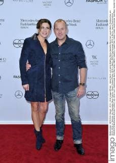 Heino Ferch und seine Ehefrau Marie-Jeanette Ferch bei Laurel Berlin Modenschau am 20.01.2016 im Rahmen der Mercedes-Benz Fashion Week Herbst Winter 2016 in Berlin MBFW Fashionweek 2016 in Berlin- Laurel Fashionshow 