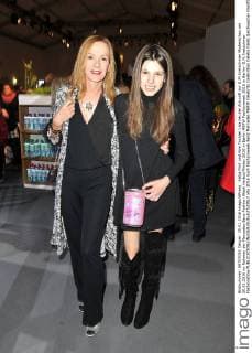Katja Flint und ihre Tochter Lisa bei der Ankunft zur G.M.Kretschmer Modenschau am 20.01.2016 im Rahmen der Mercedes-Benz Fashion Week Herbst Winter 2016 in Berlin MBFW Fashionweek 2016 in Berlin- G.M.Kretschmer Fashionshow 