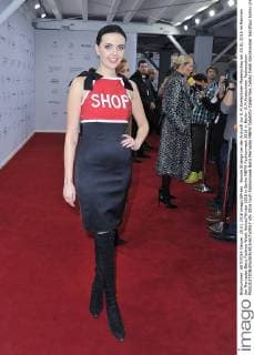 Bonnie Strange bei der Ankunft zur G.M.Kretschmer Modenschau am 20.01.2016 im Rahmen der Mercedes-Benz Fashion Week Herbst Winter 2016 in Berlin MBFW Fashionweek 2016 in Berlin- G.M.Kretschmer Fashionshow 
