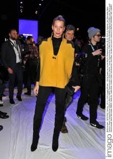 Giulia Siegel bei Laurel Berlin Modenschau am 20.01.2016 im Rahmen der Mercedes-Benz Fashion Week Herbst Winter 2016 in Berlin MBFW Fashionweek 2016 in Berlin- Laurel Fashionshow 