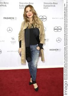Simone Thomalla bei der Laurel Fashion Show auf der Mercedes-Benz Fashion Week Berlin Autumn Winter 2016. Berlin, 20.01.2016 Foto:xS.xGabschx xFuturexImage