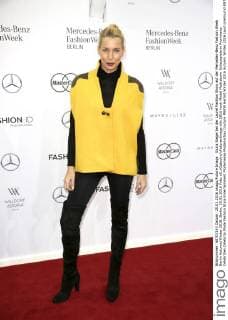 Giulia Siegel bei der Laurel Fashion Show auf der Mercedes-Benz Fashion Week Berlin Autumn Winter 2016. Berlin, 20.01.2016 Foto:xS.xGabschx xFuturexImage