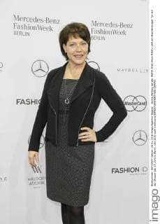 Janina Hartwig bei der MBFW 2016 Show MINX Zelt am Brandenburger Tor auf der Strasse des 17. Juni in Berlin.