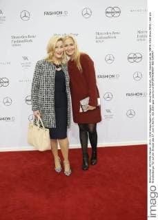 Alexa Maria Surholt, Judith Hoersch bei der MBFW 2016 Show MINX Zelt am Brandenburger Tor auf der Strasse des 17. Juni in Berlin.