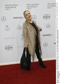 Barbara Schoene bei der MBFW 2016 Show MINX Zelt am Brandenburger Tor auf der Strasse des 17. Juni in Berlin.