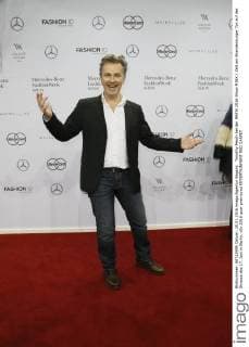 Timothy Peach bei der MBFW 2016 Show MINX Zelt am Brandenburger Tor auf der Strasse des 17. Juni in Berlin.