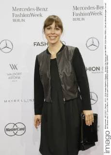 Anneke Kim Samau bei der MBFW 2016 Show MINX Zelt am Brandenburger Tor auf der Strasse des 17. Juni in Berlin.