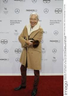 Jo Groebel bei der MBFW 2016 Show MINX Zelt am Brandenburger Tor auf der Strasse des 17. Juni in Berlin.