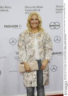 Jennifer Knaeble bei der MBFW 2016 Show MINX Zelt am Brandenburger Tor auf der Strasse des 17. Juni in Berlin.