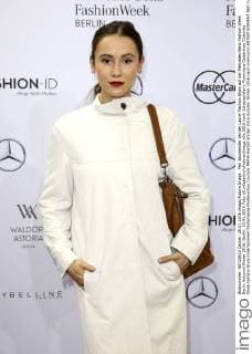 Peri Baumeister bei der Laurel Fashion Show auf der Mercedes-Benz Fashion Week Berlin Autumn Winter 2016. Berlin, 20.01.2016 Foto:xS.xGabschx xFuturexImage