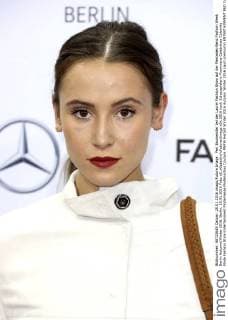 Peri Baumeister bei der Laurel Fashion Show auf der Mercedes-Benz Fashion Week Berlin Autumn Winter 2016. Berlin, 20.01.2016 Foto:xS.xGabschx xFuturexImage