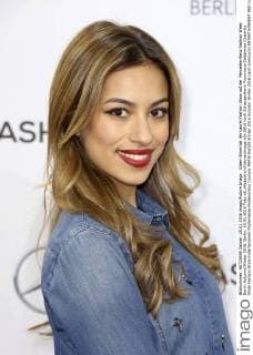Gizem Emre bei der Laurel Fashion Show auf der Mercedes-Benz Fashion Week Berlin Autumn Winter 2016. Berlin, 20.01.2016 Foto:xS.xGabschx xFuturexImage