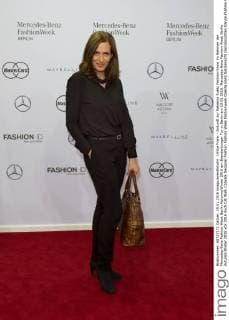 Ulrike Frank - Ankunft zur Rebekka Ruètz Fashion-Show im Rahmen der Mercedes-Benz Fashion Week Berlin Autumn Winter 2016 am Brandenburger Tor in Berlin am 19.01.2016. Mercedes-Benz Fashion Week Berlin Autumn Winter 2016