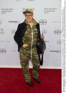 Rolf Scheider - Ankunft zur Rebekka Ruètz Fashion-Show im Rahmen der Mercedes-Benz Fashion Week Berlin Autumn Winter 2016 am Brandenburger Tor in Berlin am 19.01.2016. Mercedes-Benz Fashion Week Berlin Autumn Winter 2016