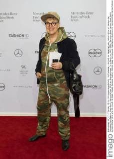 Rolf Scheider - Ankunft zur Rebekka Ruètz Fashion-Show im Rahmen der Mercedes-Benz Fashion Week Berlin Autumn Winter 2016 am Brandenburger Tor in Berlin am 19.01.2016. Mercedes-Benz Fashion Week Berlin Autumn Winter 2016