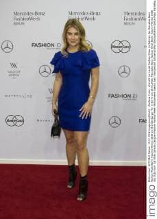 Montana Yorke - Ankunft zur Laurèl Fashion-Show im Rahmen der Mercedes-Benz Fashion Week Berlin Autumn Winter 2016 am Brandenburger Tor in Berlin am 19.01.2016. Mercedes-Benz Fashion Week Berlin Autumn Winter 2016