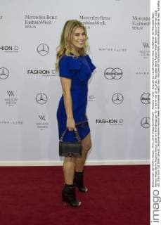 Montana Yorke - Ankunft zur Laurèl Fashion-Show im Rahmen der Mercedes-Benz Fashion Week Berlin Autumn Winter 2016 am Brandenburger Tor in Berlin am 19.01.2016. Mercedes-Benz Fashion Week Berlin Autumn Winter 2016