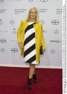 Judith Milberg - Ankunft zur Laurèl Fashion-Show im Rahmen der Mercedes-Benz Fashion Week Berlin Autumn Winter 2016 am Brandenburger Tor in Berlin am 19.01.2016. Mercedes-Benz Fashion Week Berlin Autumn Winter 2016