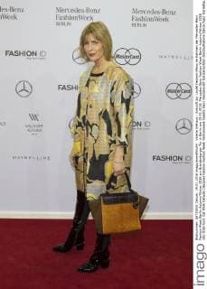 Valerie Niehaus - Ankunft zur Laurèl Fashion-Show im Rahmen der Mercedes-Benz Fashion Week Berlin Autumn Winter 2016 am Brandenburger Tor in Berlin am 19.01.2016. Mercedes-Benz Fashion Week Berlin Autumn Winter 2016