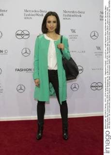 Stephanie Stumph - Ankunft zur Laurèl Fashion-Show im Rahmen der Mercedes-Benz Fashion Week Berlin Autumn Winter 2016 am Brandenburger Tor in Berlin am 19.01.2016. Mercedes-Benz Fashion Week Berlin Autumn Winter 2016