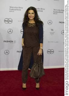 Mariella Ahrens - Ankunft zur Laurèl Fashion-Show im Rahmen der Mercedes-Benz Fashion Week Berlin Autumn Winter 2016 am Brandenburger Tor in Berlin am 19.01.2016. Mercedes-Benz Fashion Week Berlin Autumn Winter 2016