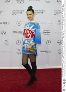 Bonnie Strange - Ankunft zur Laurèl Fashion-Show im Rahmen der Mercedes-Benz Fashion Week Berlin Autumn Winter 2016 am Brandenburger Tor in Berlin am 19.01.2016. Mercedes-Benz Fashion Week Berlin Autumn Winter 2016
