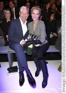 Jo Groebel mit Gattin Grit Weiss bei der Xavi Reyes presented by Mercedes-Benz & Elle Fashion Show auf der Mercedes-Benz Fashion Week Berlin Autumn Winter 2016. Berlin, 21.01.2016 Foto:xS.xGabschx xFuturexImage